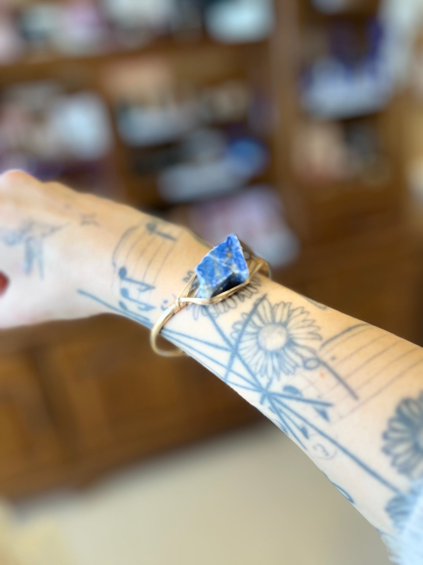 Jonc bracelet en sodalite brute