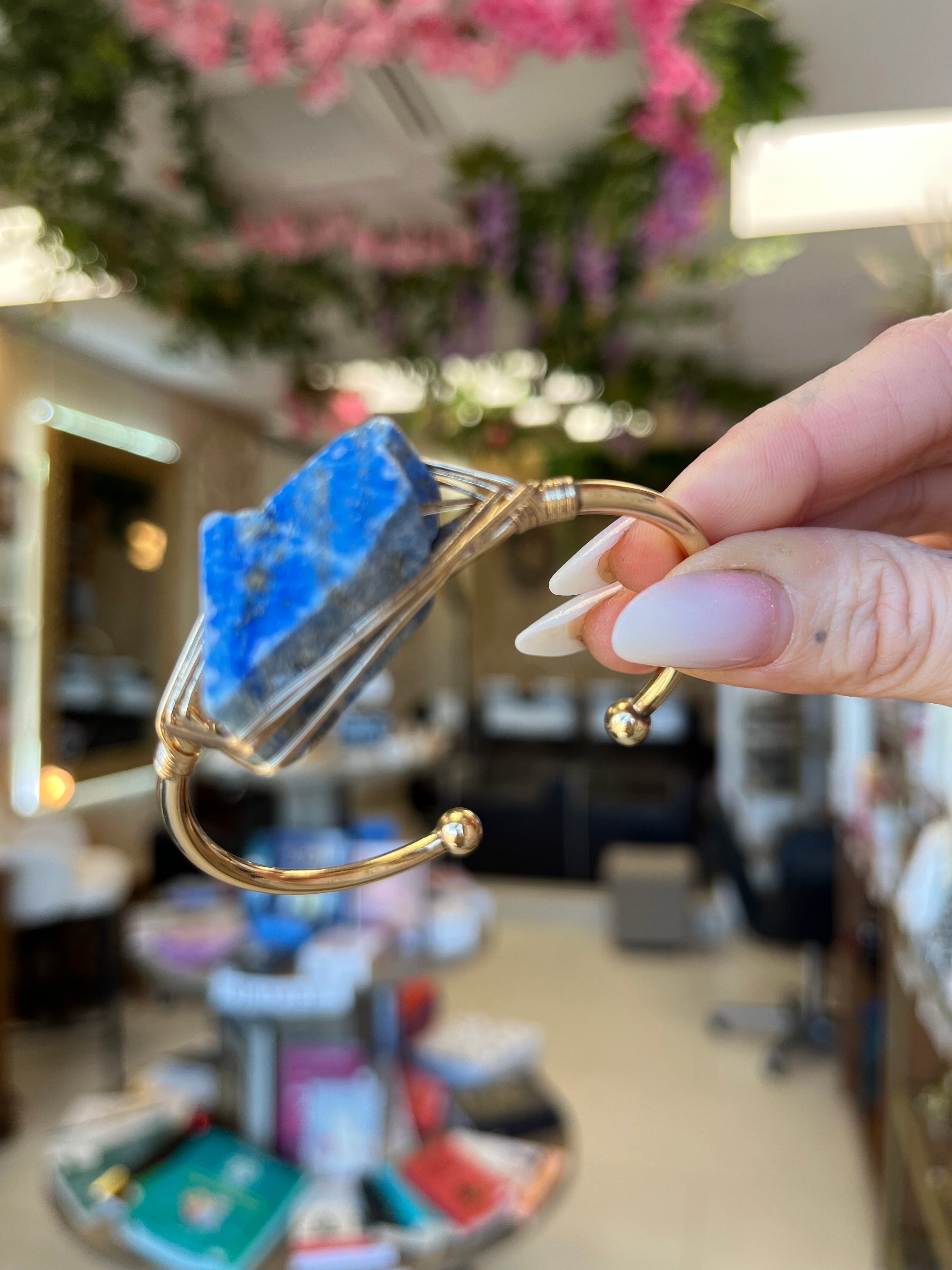 Jonc bracelet en sodalite brute