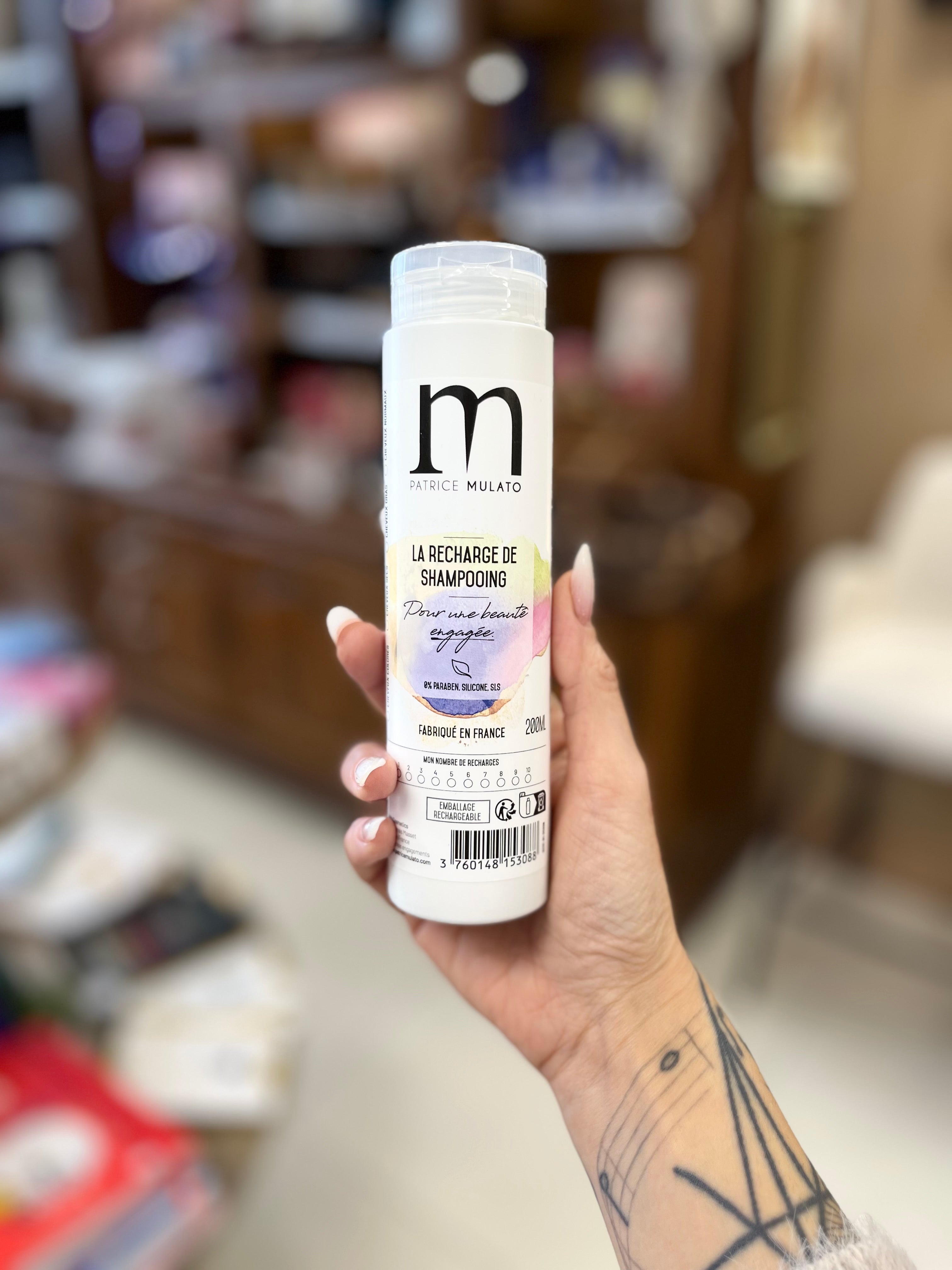 Bouteille pour reconstituer le shampooing en poudre Mulato