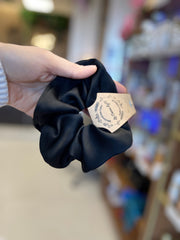 Chouchou large en satin noir