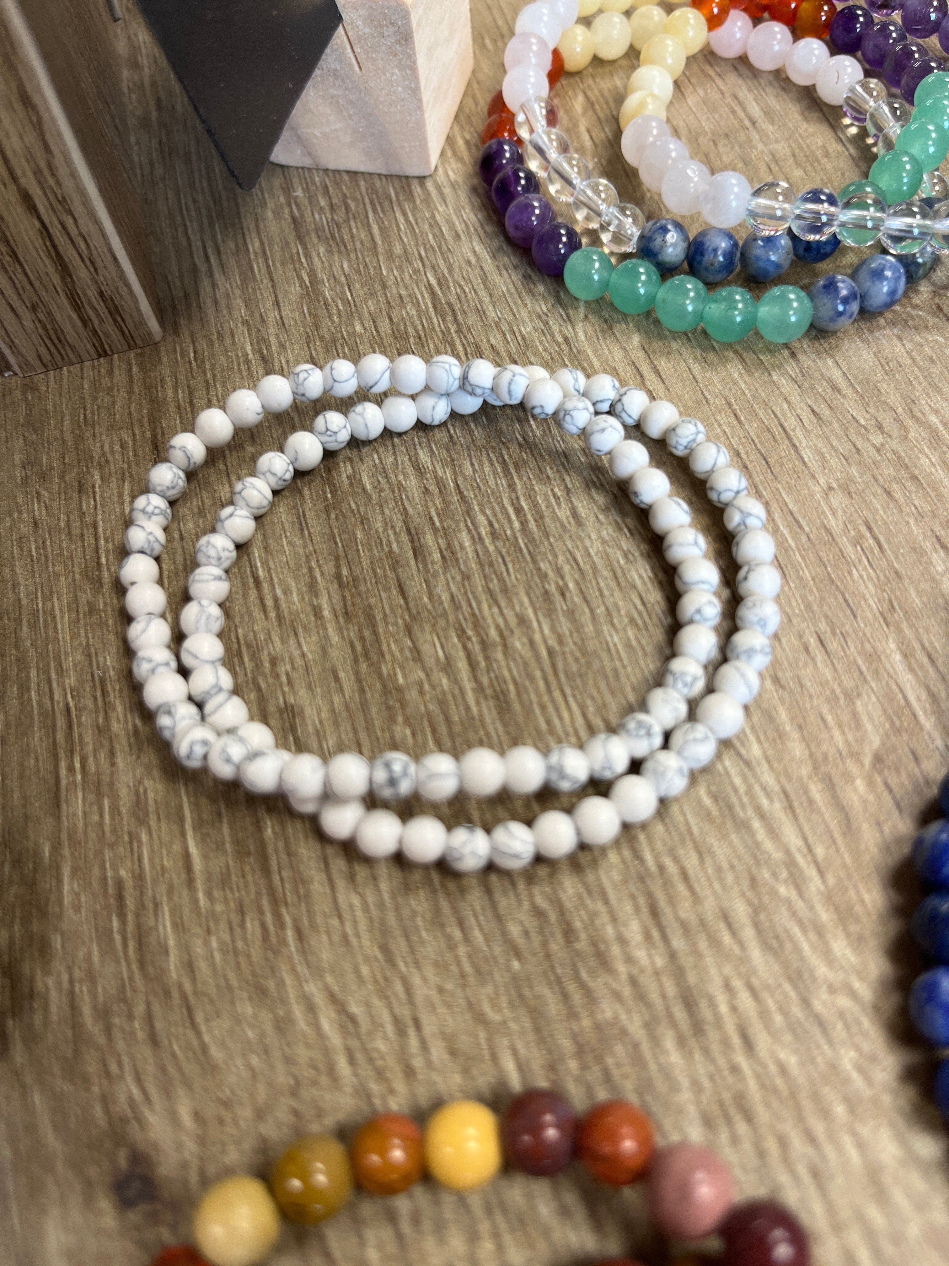 Bracelet en Pierres Naturelles – Lithothérapie & Protection Énergétique