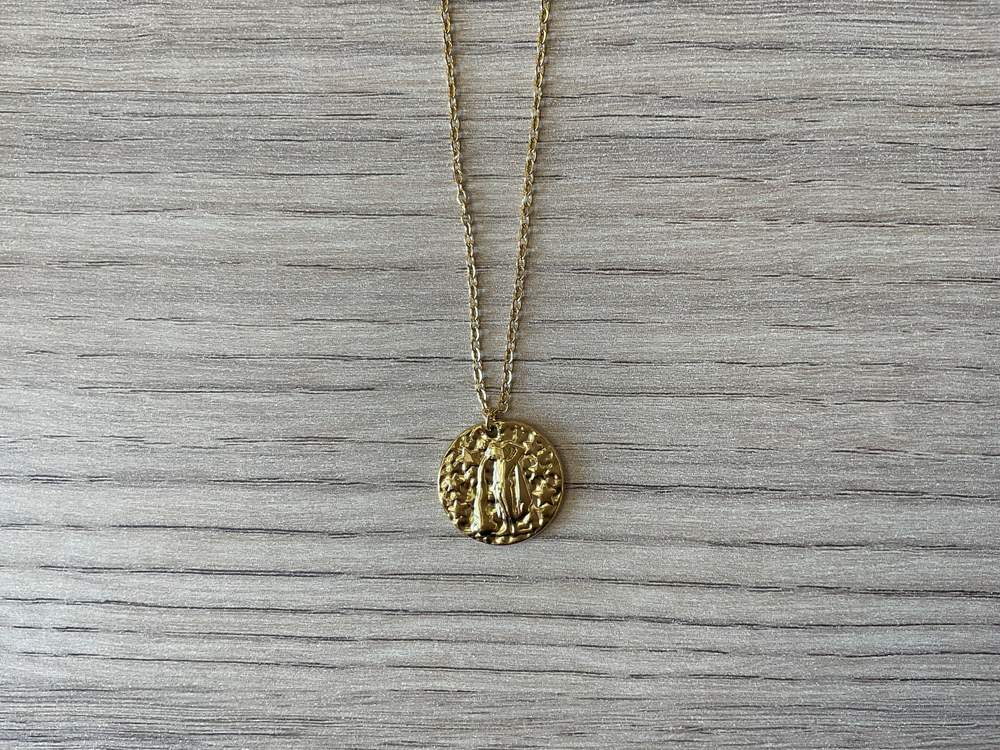 ✨ Collier Signe Astrologique en acier inoxydable doré – Réglable