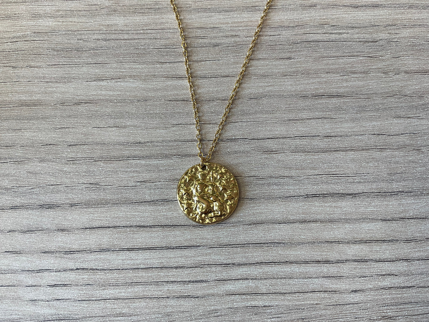 ✨ Collier Signe Astrologique en acier inoxydable doré – Réglable