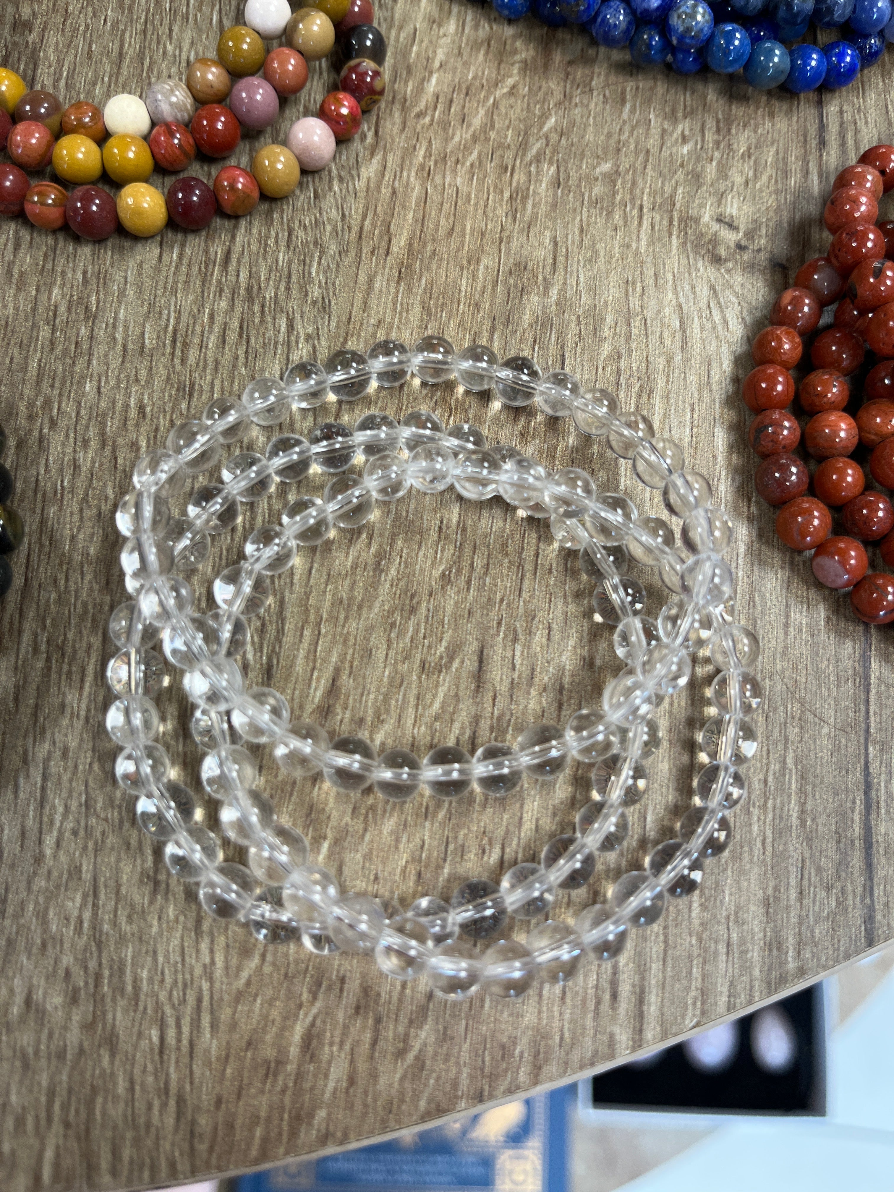 Bracelet en Pierres Naturelles – Lithothérapie & Protection Énergétique