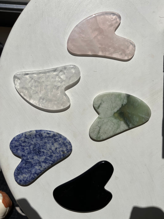 Gua Sha en pierre naturelle – Massage visage & corps